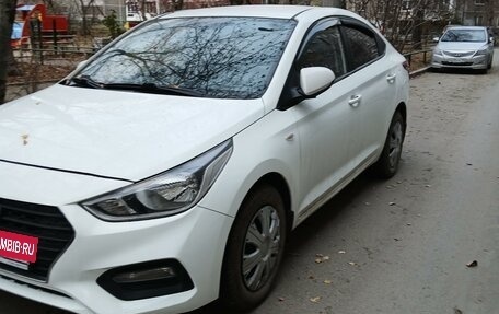 Hyundai Solaris II рестайлинг, 2018 год, 1 500 000 рублей, 10 фотография