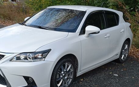 Lexus CT I рестайлинг, 2013 год, 1 679 000 рублей, 2 фотография