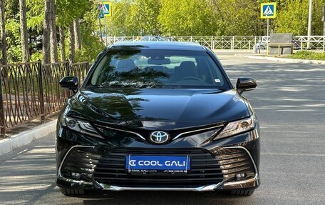 Toyota Camry, 2023 год, 4 590 000 рублей, 2 фотография