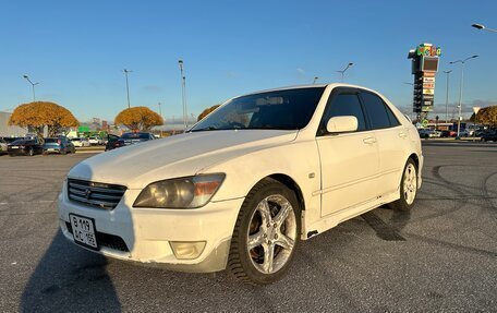 Toyota Altezza, 2001 год, 550 000 рублей, 8 фотография