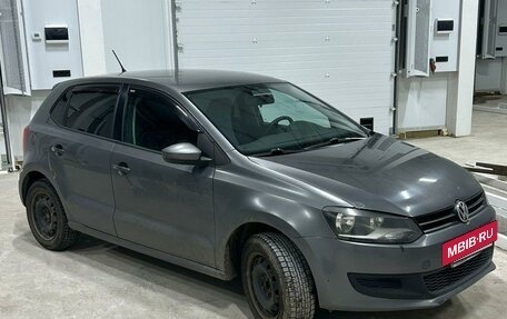 Volkswagen Polo VI (EU Market), 2009 год, 530 000 рублей, 2 фотография