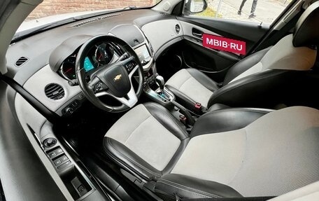 Chevrolet Cruze II, 2013 год, 965 000 рублей, 13 фотография