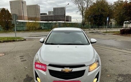 Chevrolet Cruze II, 2013 год, 965 000 рублей, 2 фотография