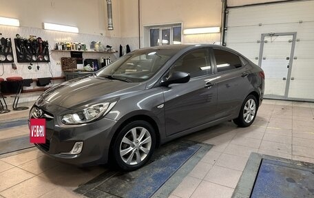 Hyundai Solaris II рестайлинг, 2013 год, 980 000 рублей, 5 фотография