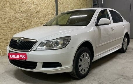 Skoda Octavia, 2011 год, 1 030 000 рублей, 2 фотография