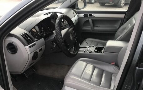 Volkswagen Touareg III, 2004 год, 770 000 рублей, 7 фотография