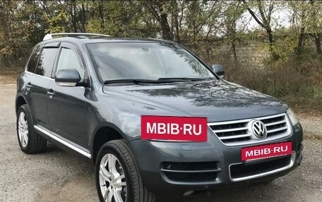 Volkswagen Touareg III, 2004 год, 770 000 рублей, 3 фотография