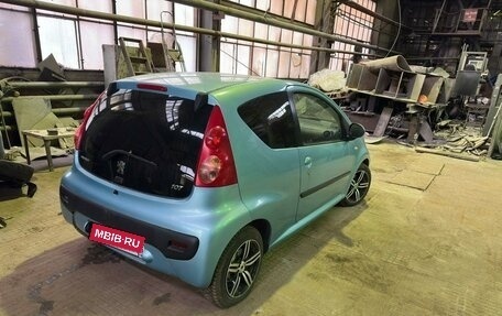 Peugeot 107 I рестайлинг, 2010 год, 450 000 рублей, 7 фотография