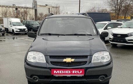 Chevrolet Niva I рестайлинг, 2011 год, 440 000 рублей, 2 фотография