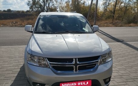 Dodge Journey I, 2011 год, 1 550 000 рублей, 1 фотография