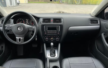 Volkswagen Jetta VI, 2013 год, 1 160 000 рублей, 10 фотография