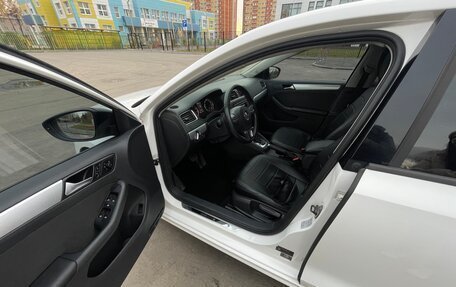 Volkswagen Jetta VI, 2013 год, 1 160 000 рублей, 11 фотография