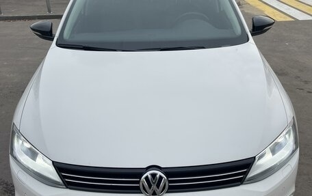 Volkswagen Jetta VI, 2013 год, 1 160 000 рублей, 3 фотография