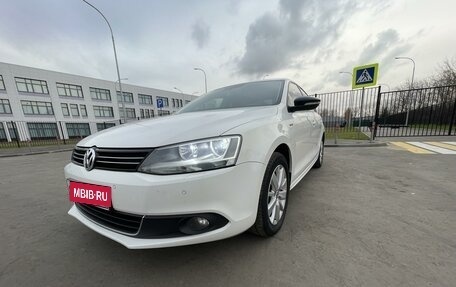 Volkswagen Jetta VI, 2013 год, 1 160 000 рублей, 7 фотография