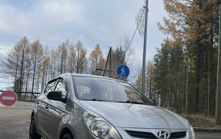 Hyundai i20 IB рестайлинг, 2009 год, 700 000 рублей, 2 фотография