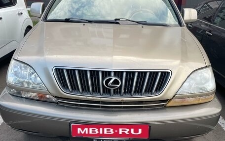 Lexus RX IV рестайлинг, 2001 год, 1 050 000 рублей, 7 фотография