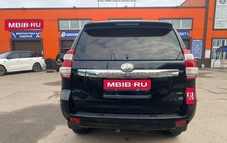 Toyota Land Cruiser Prado 150 рестайлинг 2, 2013 год, 3 850 000 рублей, 6 фотография