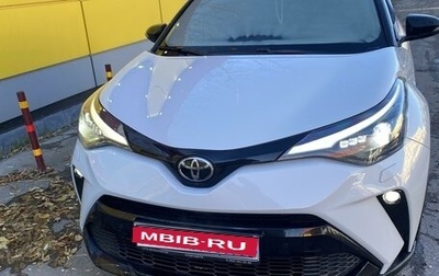 Toyota C-HR I рестайлинг, 2022 год, 3 500 000 рублей, 1 фотография