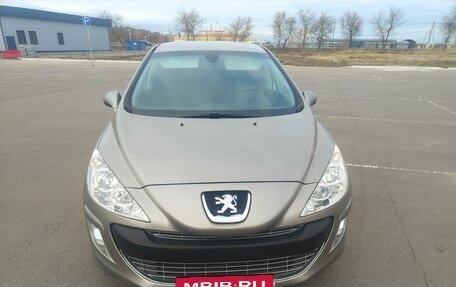 Peugeot 308 II, 2011 год, 620 000 рублей, 2 фотография