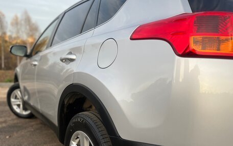 Toyota RAV4, 2013 год, 2 349 000 рублей, 10 фотография