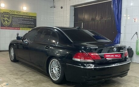 BMW 7 серия, 2003 год, 700 000 рублей, 3 фотография