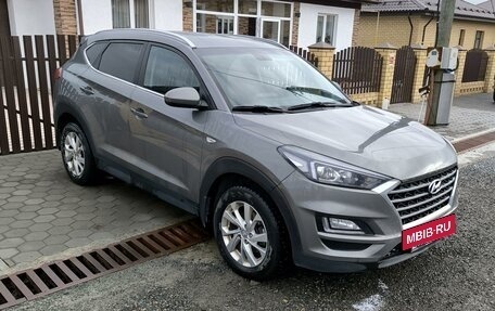 Hyundai Tucson III, 2019 год, 2 300 000 рублей, 18 фотография