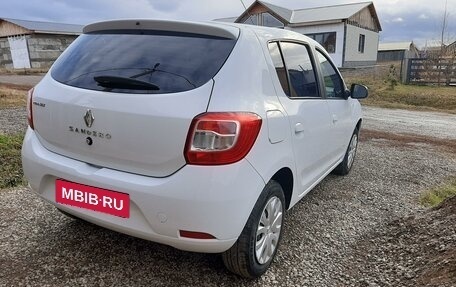 Renault Sandero II рестайлинг, 2017 год, 750 000 рублей, 2 фотография