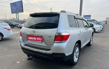 Toyota Highlander III, 2012 год, 2 599 000 рублей, 6 фотография