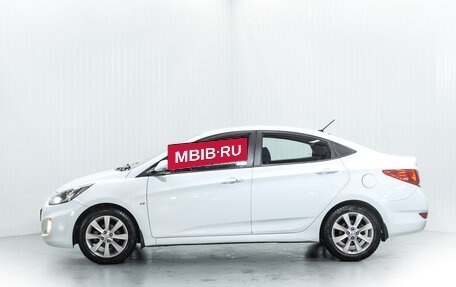 Hyundai Solaris II рестайлинг, 2011 год, 1 080 000 рублей, 4 фотография