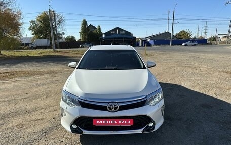 Toyota Camry, 2016 год, 1 900 000 рублей, 2 фотография