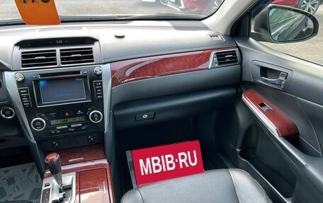 Toyota Camry, 2012 год, 2 199 000 рублей, 15 фотография