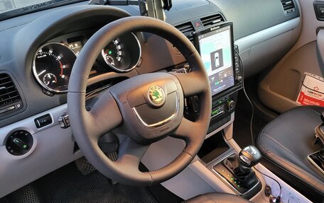 Skoda Yeti I рестайлинг, 2011 год, 800 000 рублей, 7 фотография