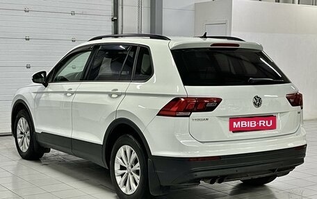 Volkswagen Tiguan II, 2017 год, 2 199 000 рублей, 6 фотография