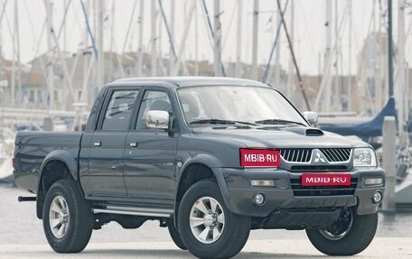 Mitsubishi L200 III рестайлинг, 2005 год, 970 000 рублей, 1 фотография