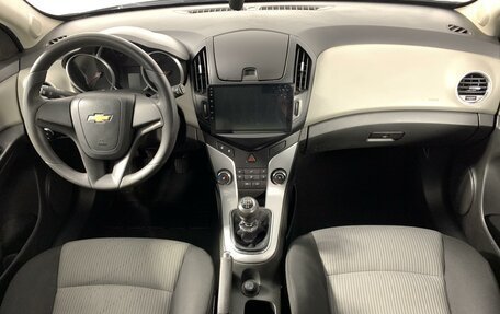 Chevrolet Cruze II, 2013 год, 835 000 рублей, 14 фотография