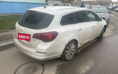 Opel Astra J, 2013 год, 890 000 рублей, 4 фотография