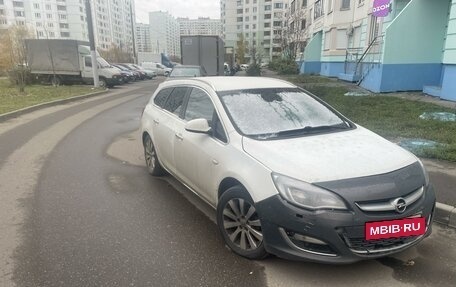 Opel Astra J, 2013 год, 890 000 рублей, 5 фотография