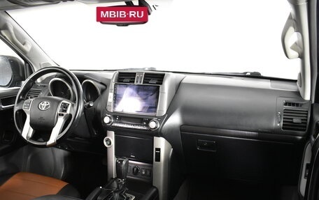 Toyota Land Cruiser Prado 150 рестайлинг 2, 2012 год, 2 455 500 рублей, 17 фотография