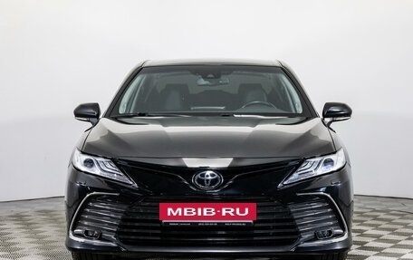 Toyota Camry, 2021 год, 3 489 000 рублей, 2 фотография