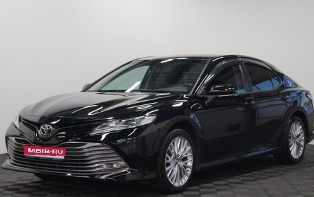 Toyota Camry, 2019 год, 2 455 000 рублей, 1 фотография