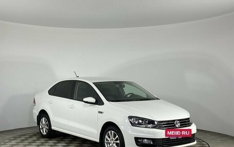 Volkswagen Polo VI (EU Market), 2017 год, 1 355 000 рублей, 2 фотография