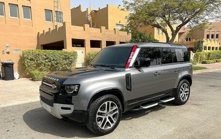 Land Rover Defender II, 2021 год, 7 862 000 рублей, 2 фотография