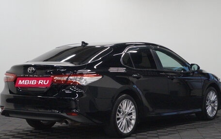 Toyota Camry, 2019 год, 2 455 000 рублей, 6 фотография