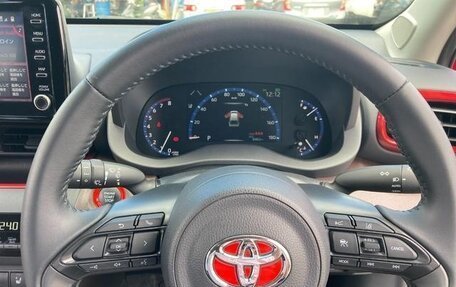 Toyota Yaris Cross, 2021 год, 1 874 002 рублей, 14 фотография