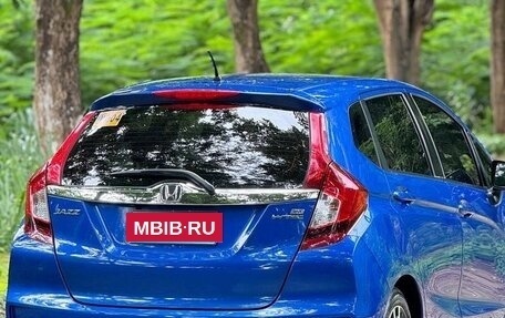 Honda Jazz III рестайлинг, 2020 год, 1 600 000 рублей, 4 фотография