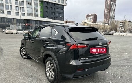 Lexus NX I, 2017 год, 2 990 000 рублей, 4 фотография