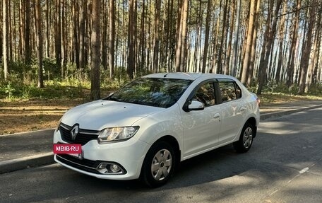 Renault Logan II, 2016 год, 750 000 рублей, 2 фотография