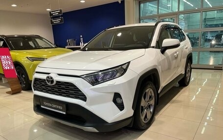 Toyota RAV4, 2020 год, 3 699 000 рублей, 3 фотография