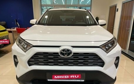 Toyota RAV4, 2020 год, 3 699 000 рублей, 4 фотография