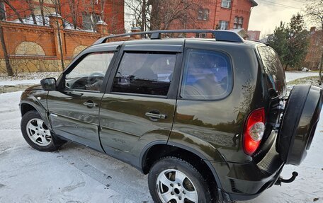 Chevrolet Niva I рестайлинг, 2011 год, 567 000 рублей, 4 фотография